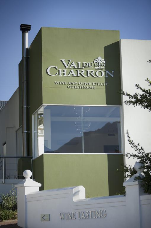 The Coach House At Val Du Charron Hotell Wellington Eksteriør bilde